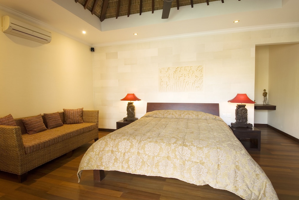 Ellora Villas 8/44