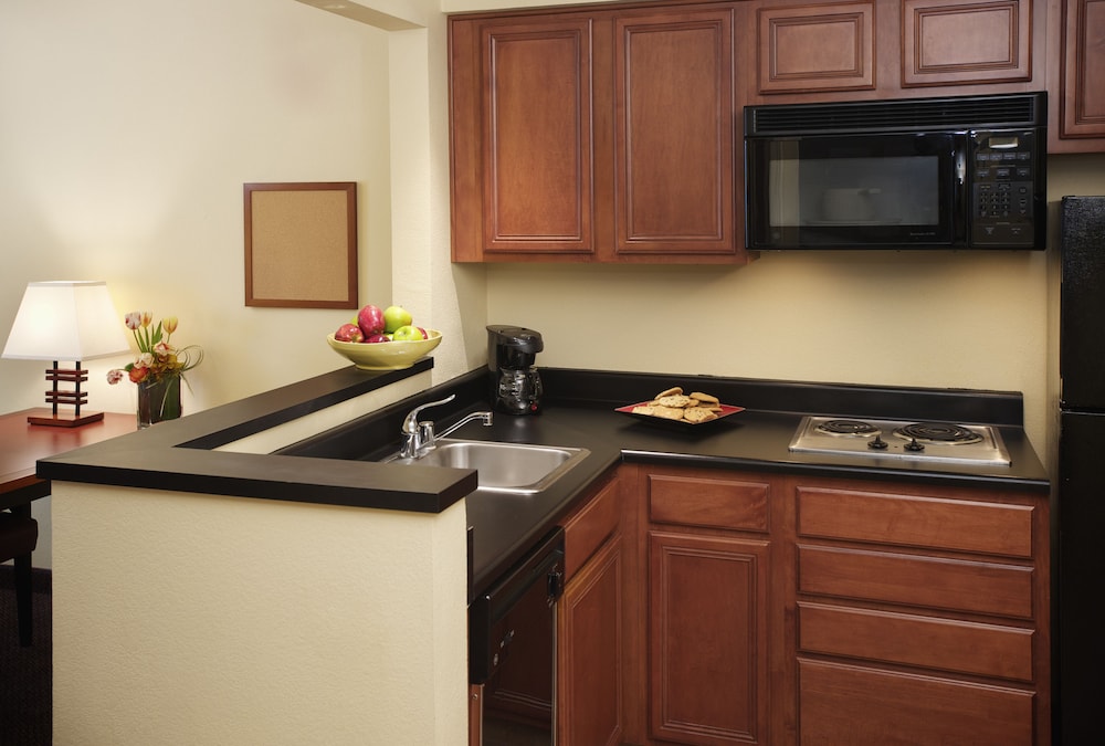 Larkspur Landing Roseville - An All-Suite Hotel 39/53