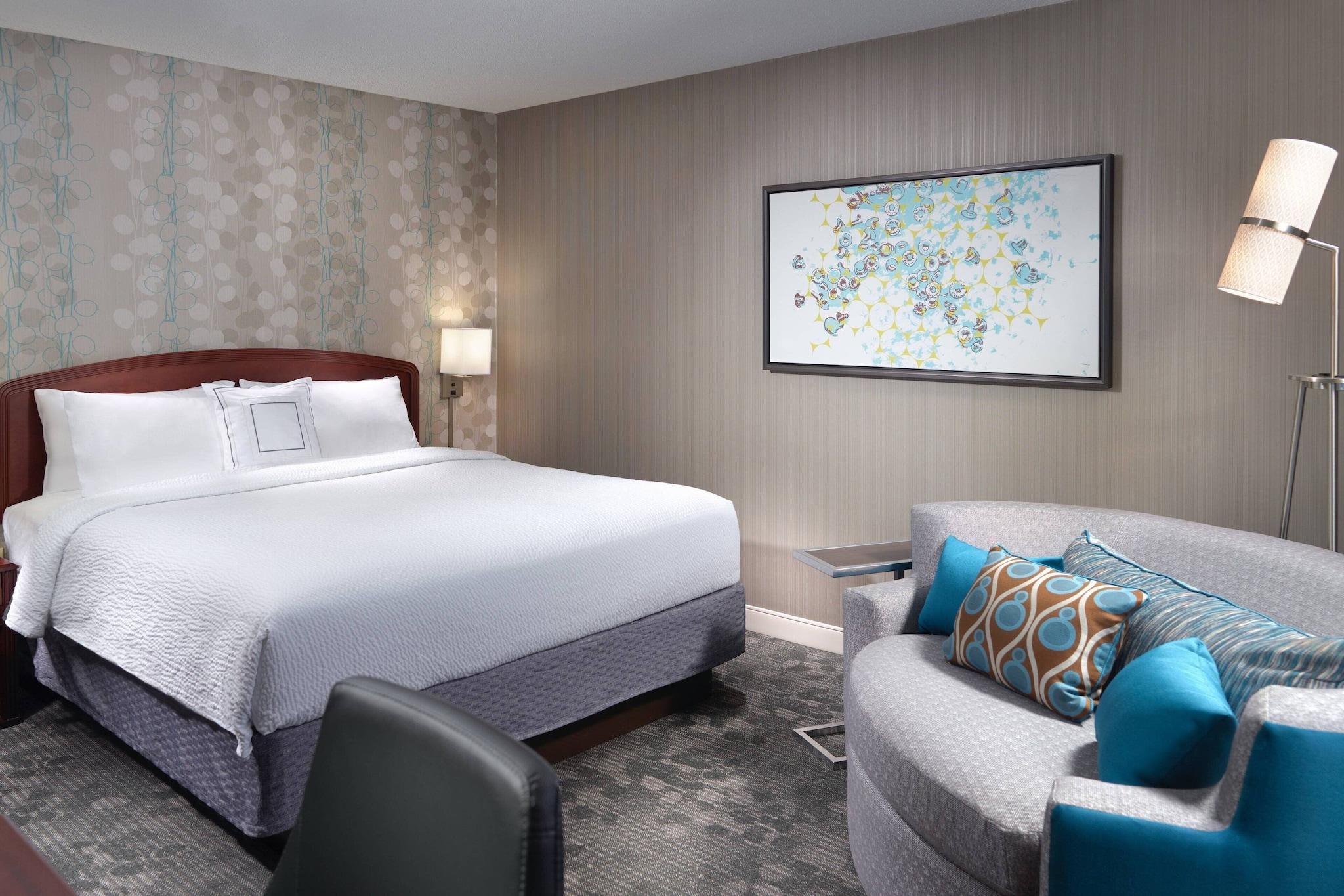 Room at Courtyard Alpharetta Atlanta, ALPHARETTA - GA