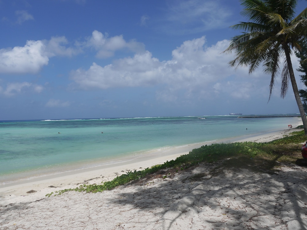 Aquarius Beach Tower 49/57