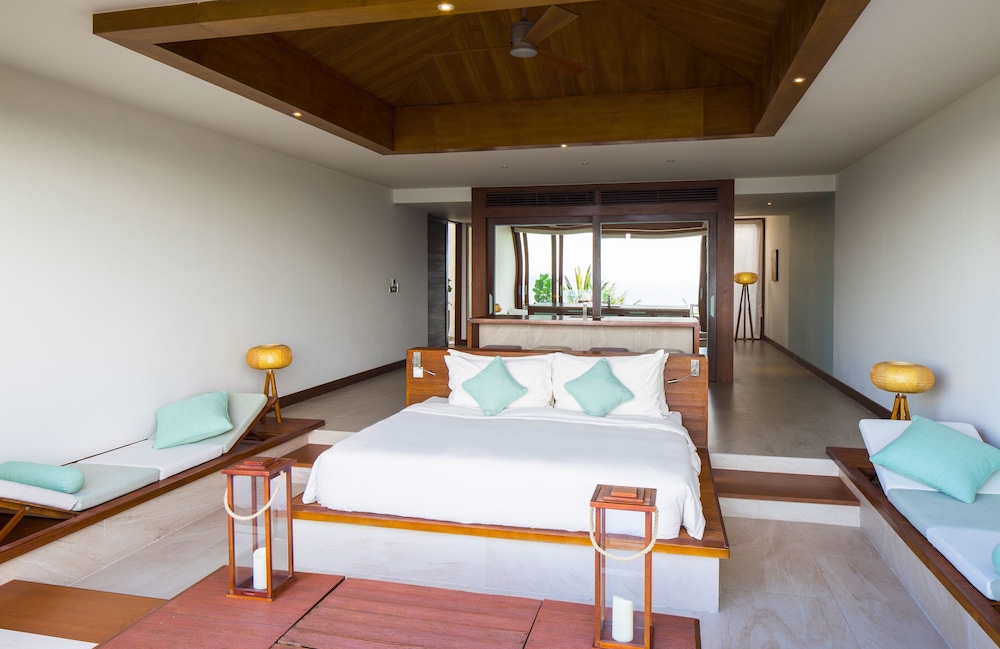2 BEDROOMS, SUITE, OCEAN VIEW
