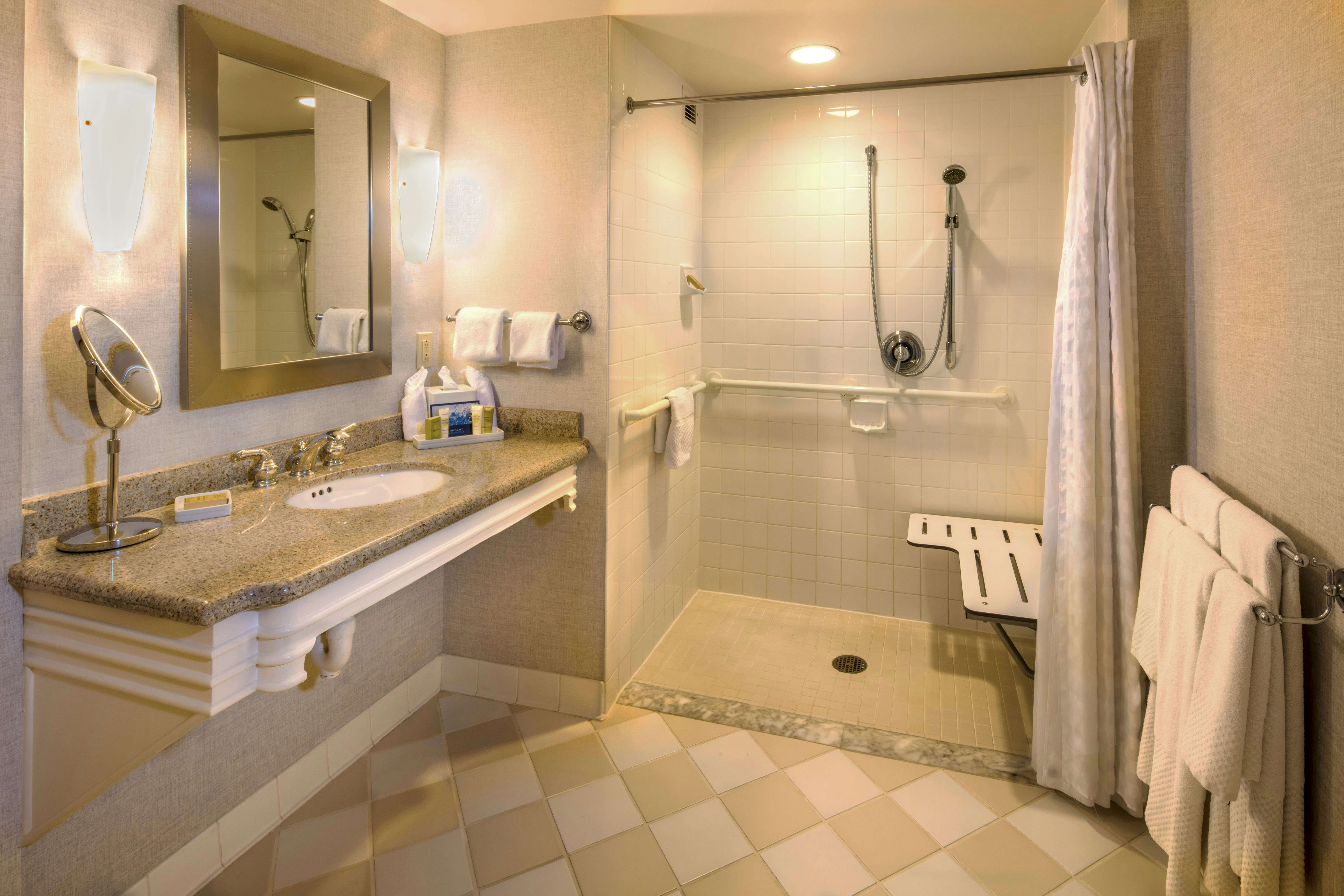 غرفة بسريرين كوين لذوي الإعاقة، Hilton Philadelphia At Penn's Landing 4/4
