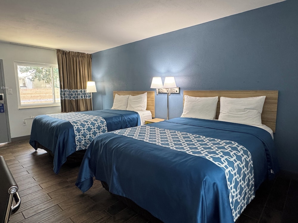ROOM, 2 QUEEN BEDS