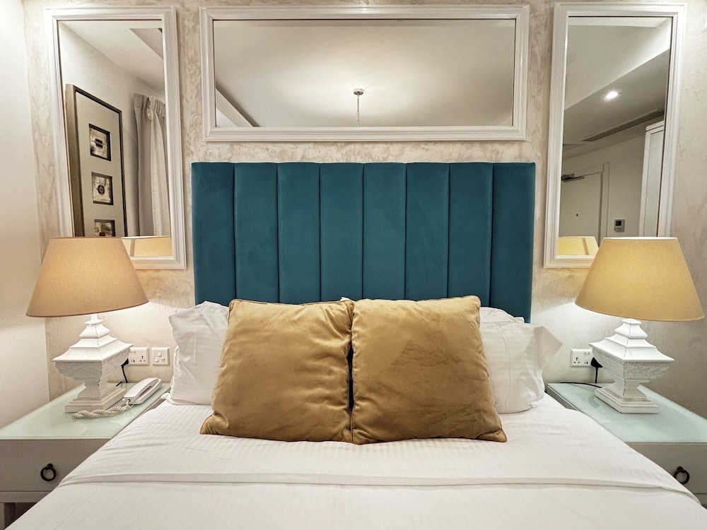 Osborne Hotel 34/64