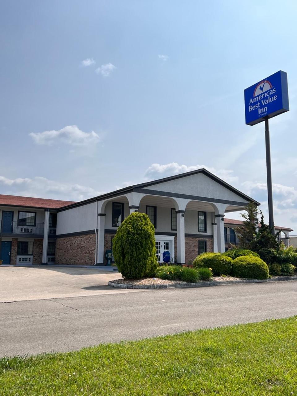 Americas Best Value Inn Blue Ridge 5/23