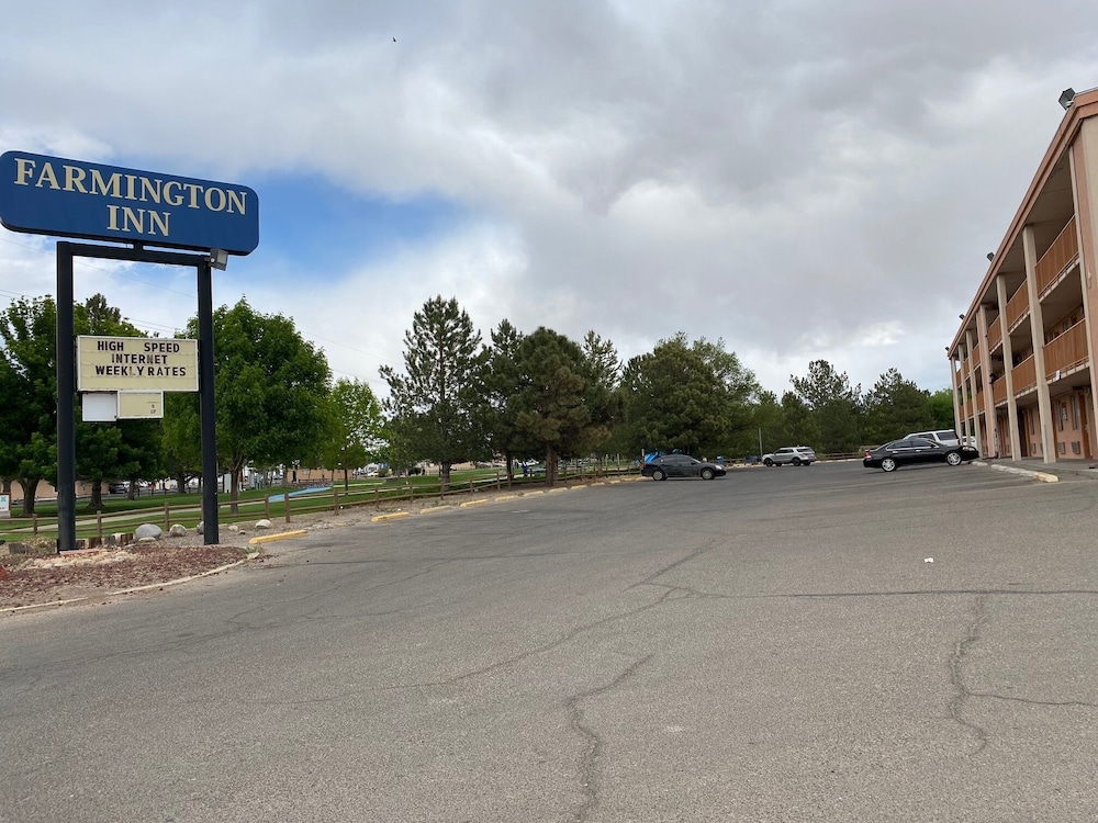 Days Inn by Wyndham Farmington NM 52/59