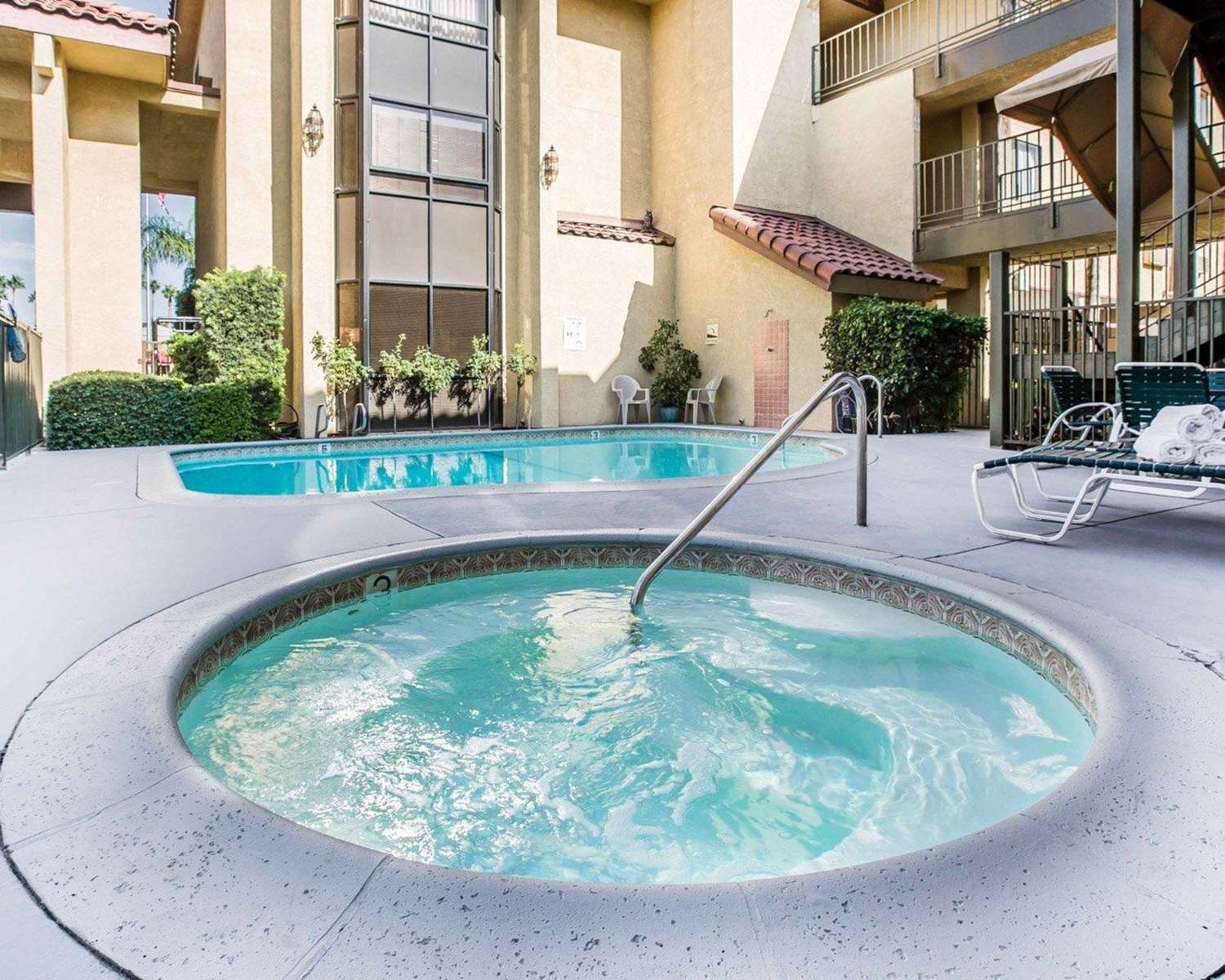 California Inn and Suites Bakersfield 8/14