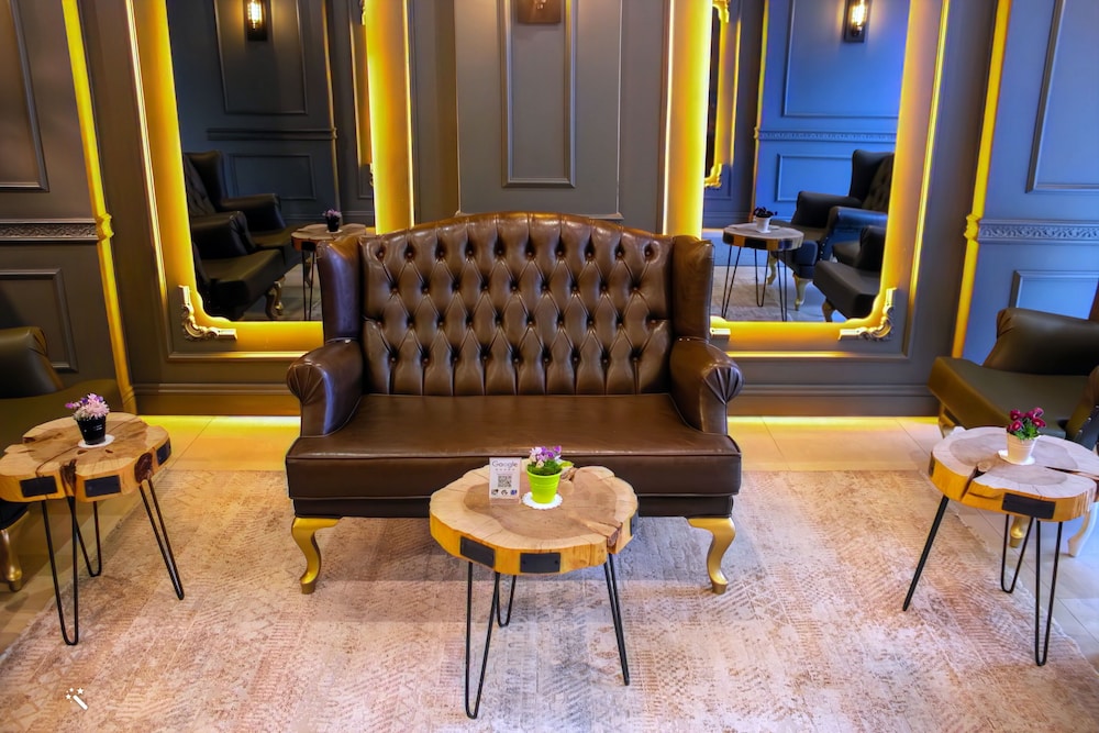 Hotel Zade 25/50