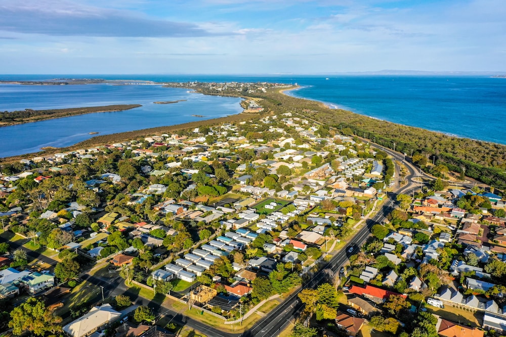 BIG4 Ingenia Holidays Queenscliff Beacon 47/49