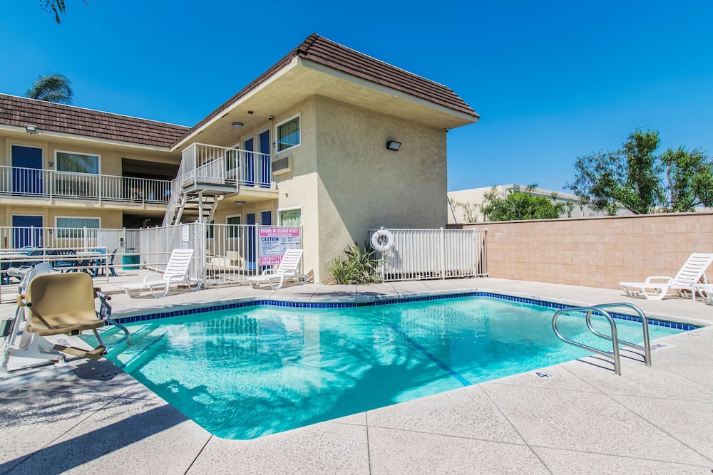 Motel6 Ontario, CA - Airport 9/61