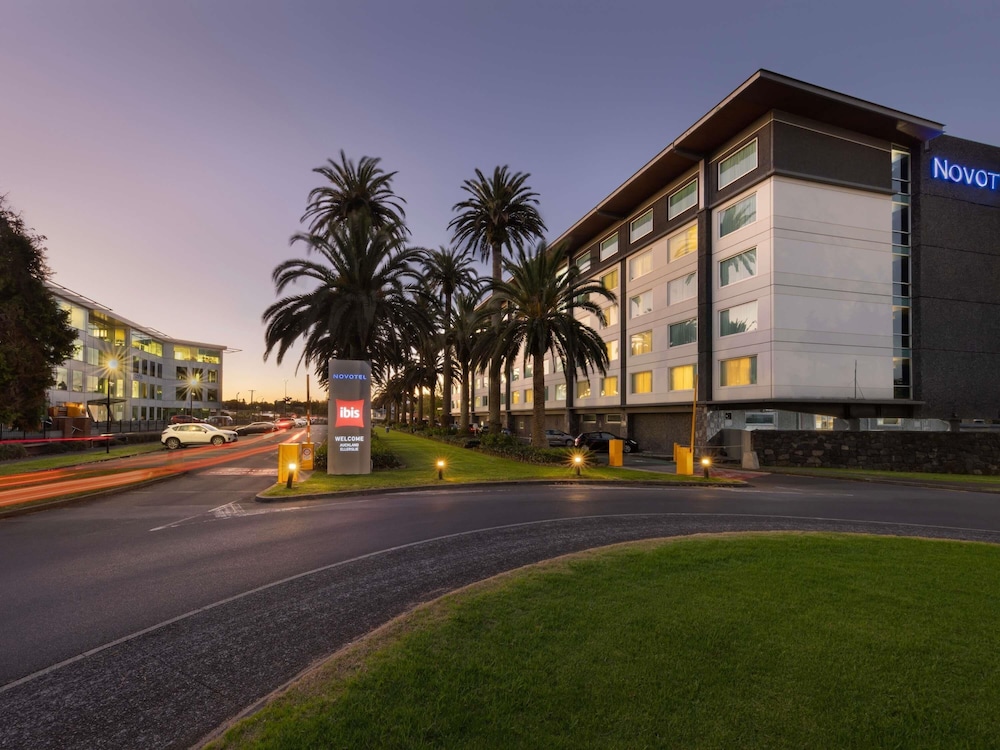 NOVOTEL AUCKLAND ELLERSLIE 54/63