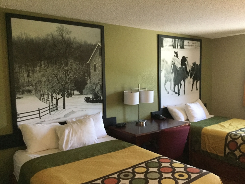 Super 8 By Wyndham Amsterdam 26/38