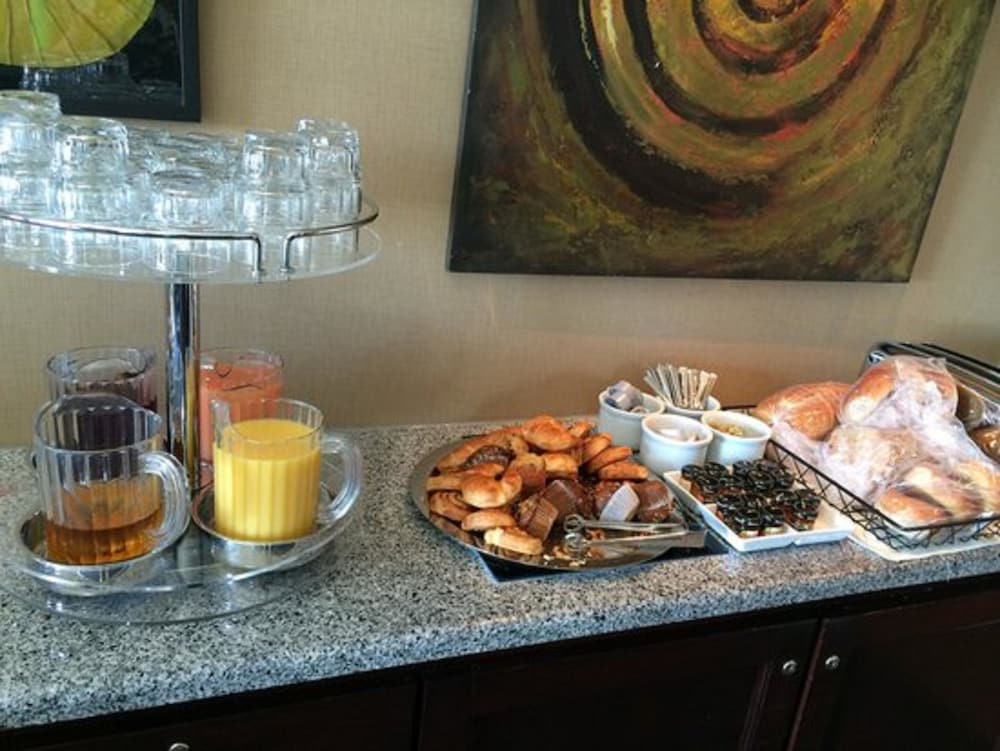 Sheraton Grand Sacramento 14/39