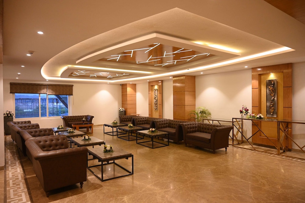 Ramada Plaza by Wyndham Jammu Vijaypur 47/69