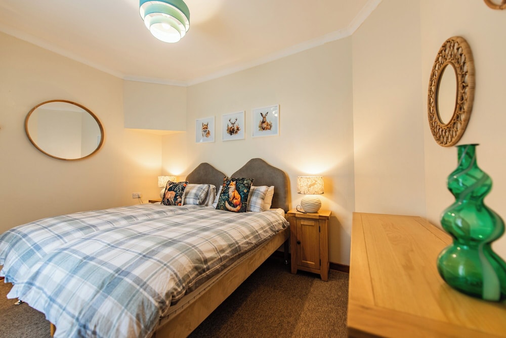 Darwin Cottage Self Catering In Elgin 13/50