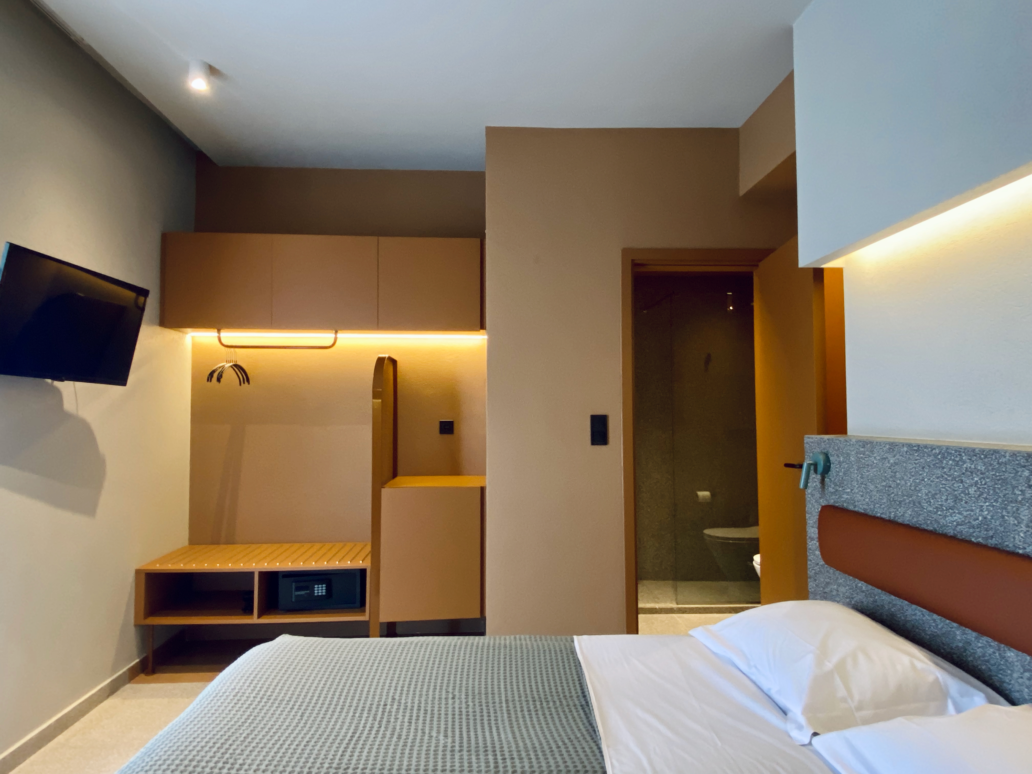 Room, Acropolis View