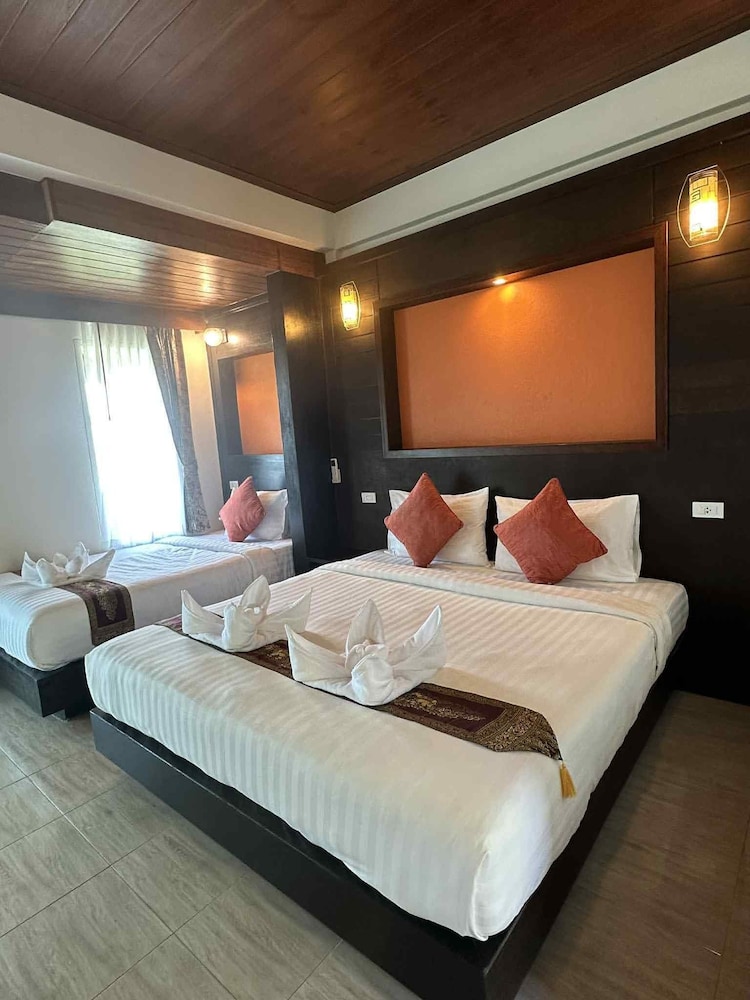 The Sea At Lanta Hotel 16/50