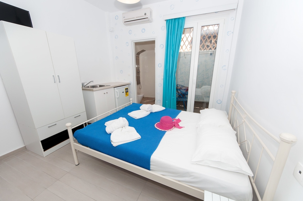 Semi Basement, Double Bed