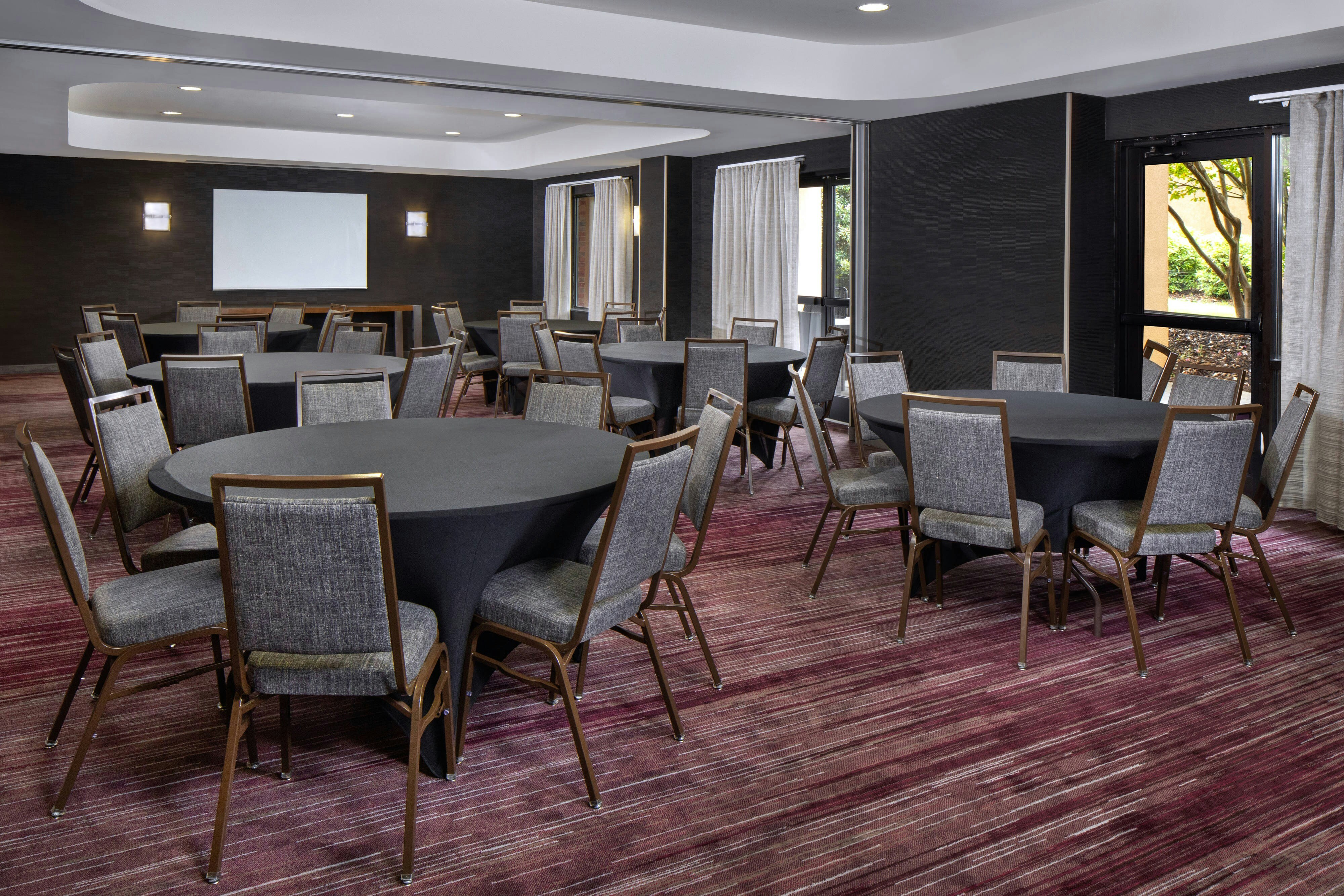 Courtyard by Marriott Anniston Oxford 40/47