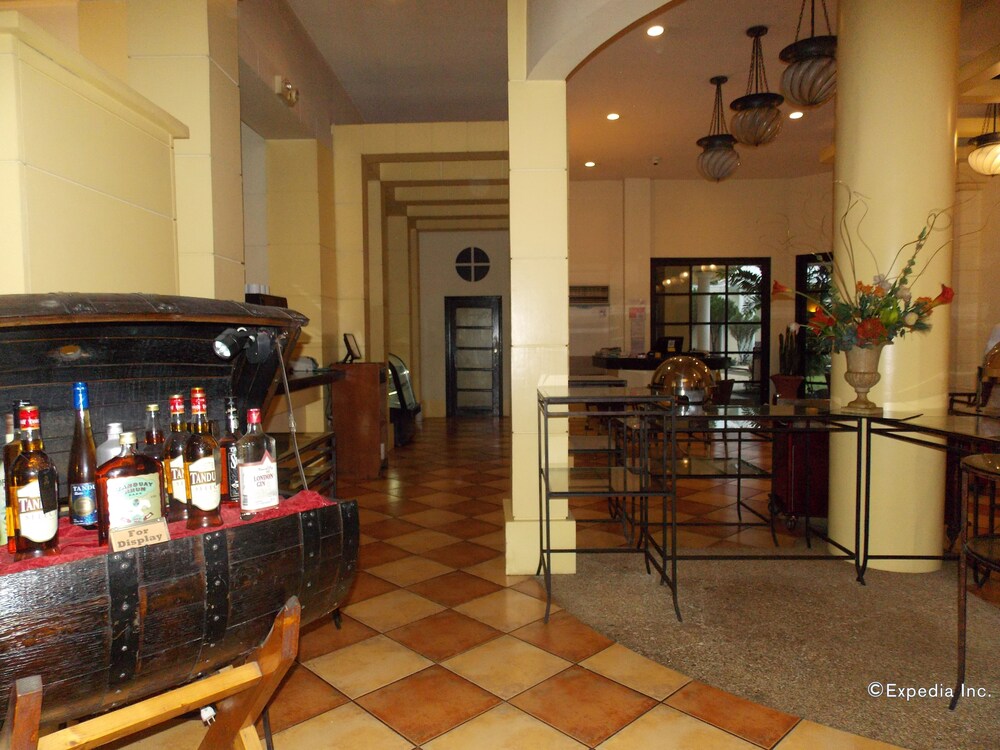 Planta Centro Bacolod Hotel Residences 30/46
