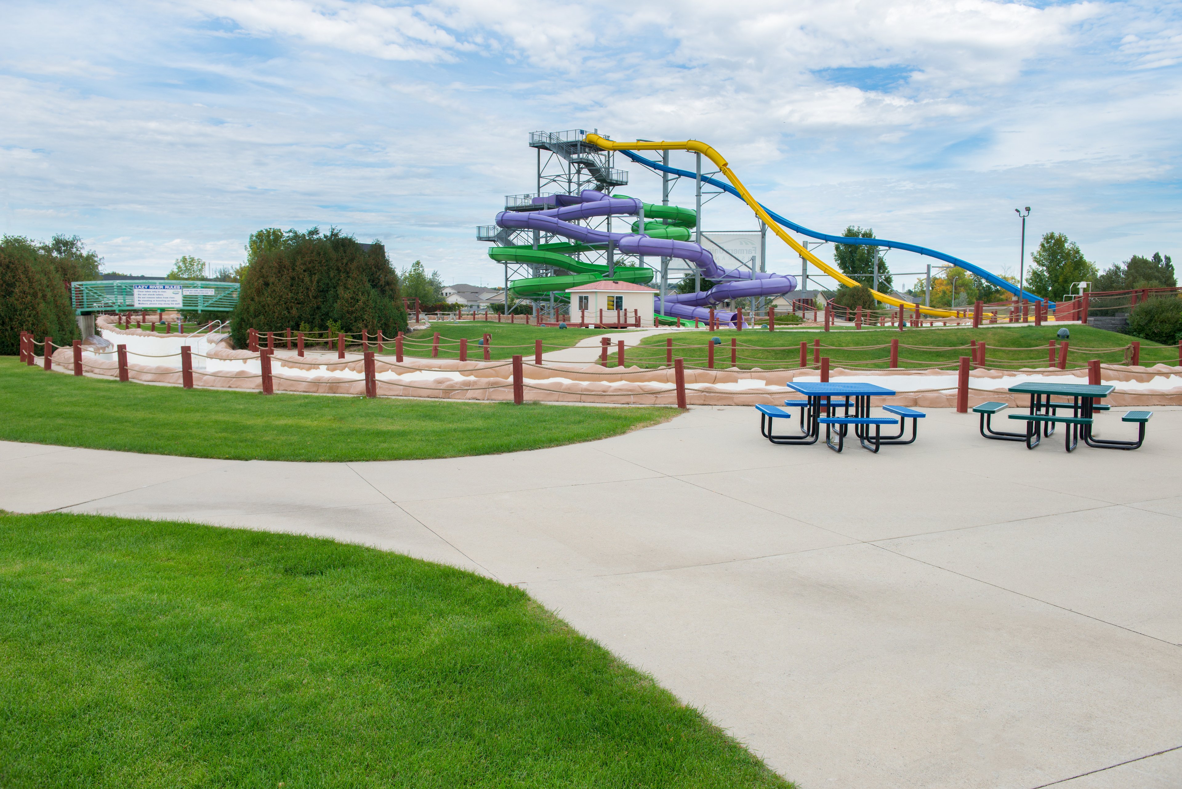 Holiday Inn Express Hotel Suites Bismarck 32/42