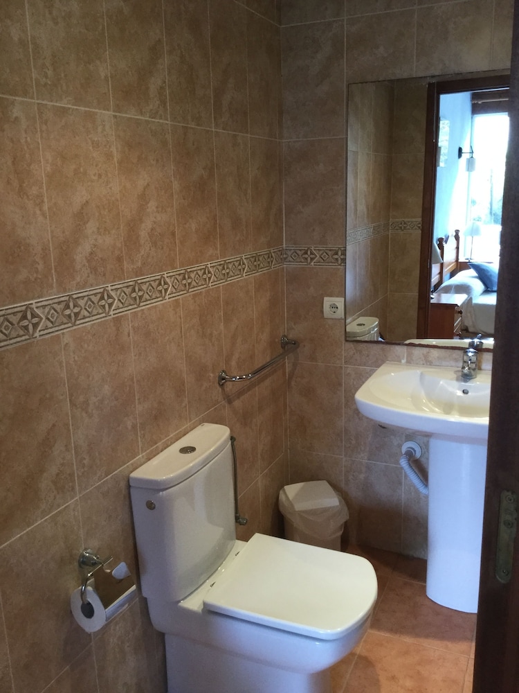 Hostal Cala Boix 35/35
