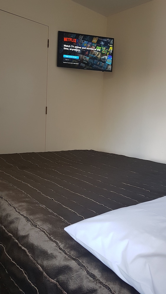 ARENA MOTEL 14/32