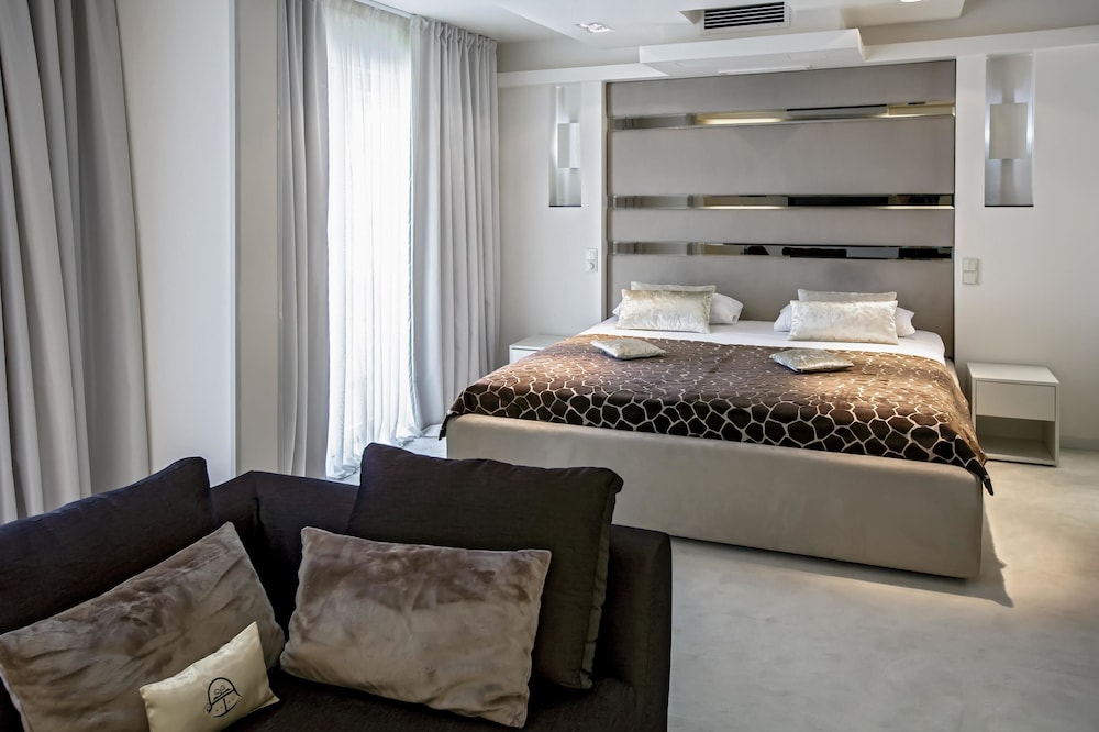 Hotel Damianii 11/75