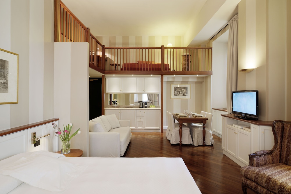 Camperio House Suites 42/54