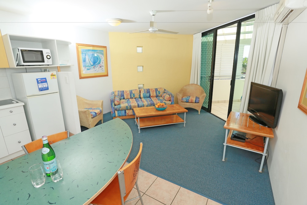 Beach Club Resort 51/71
