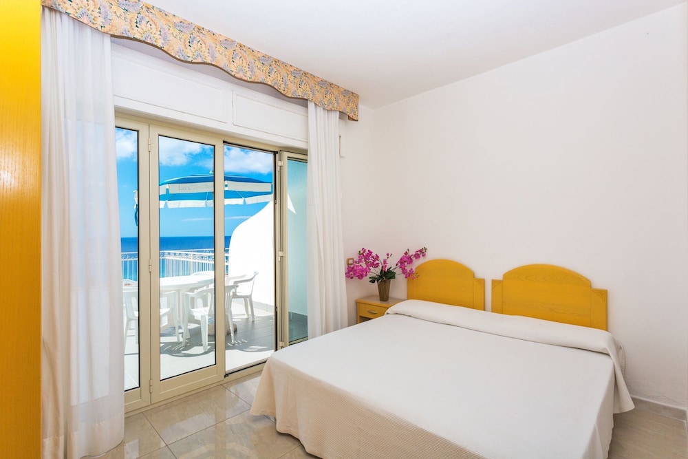 Club Residence la Castellana 10/50