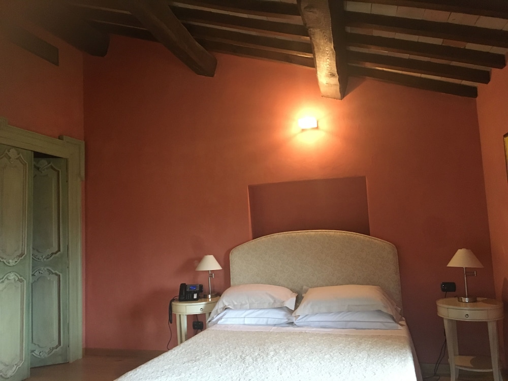 Castello di Baccaresca 51/80