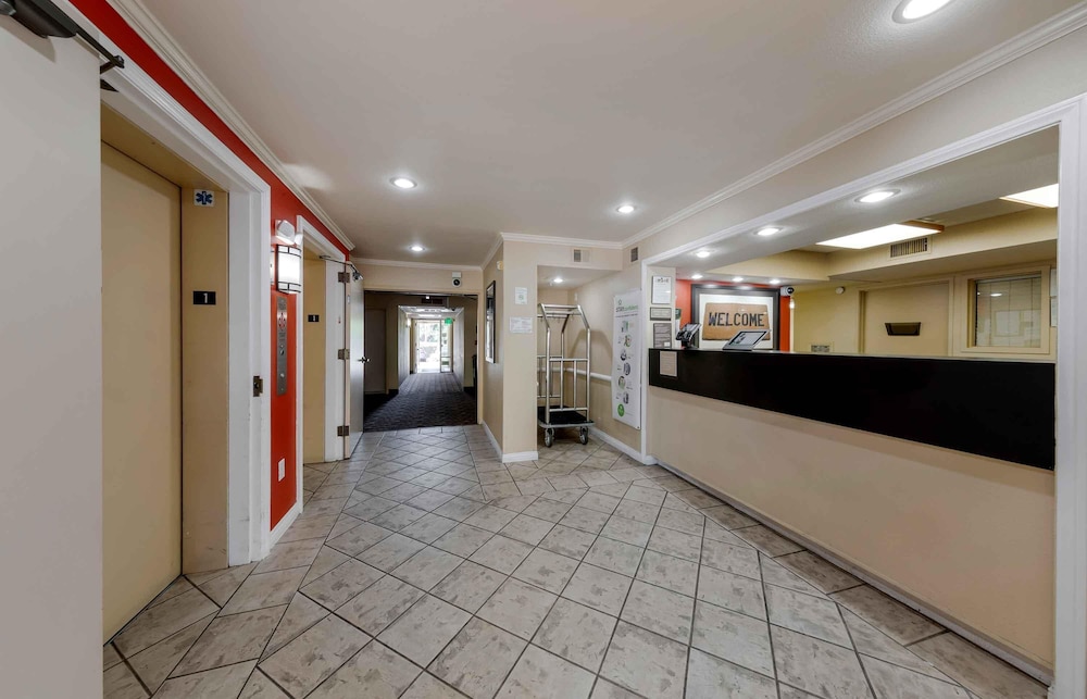 Extended Stay America Suites Orange County Cypress 6/62
