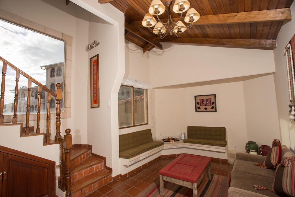 HOTEL ROSARIO LAGO TITICACA 29/34