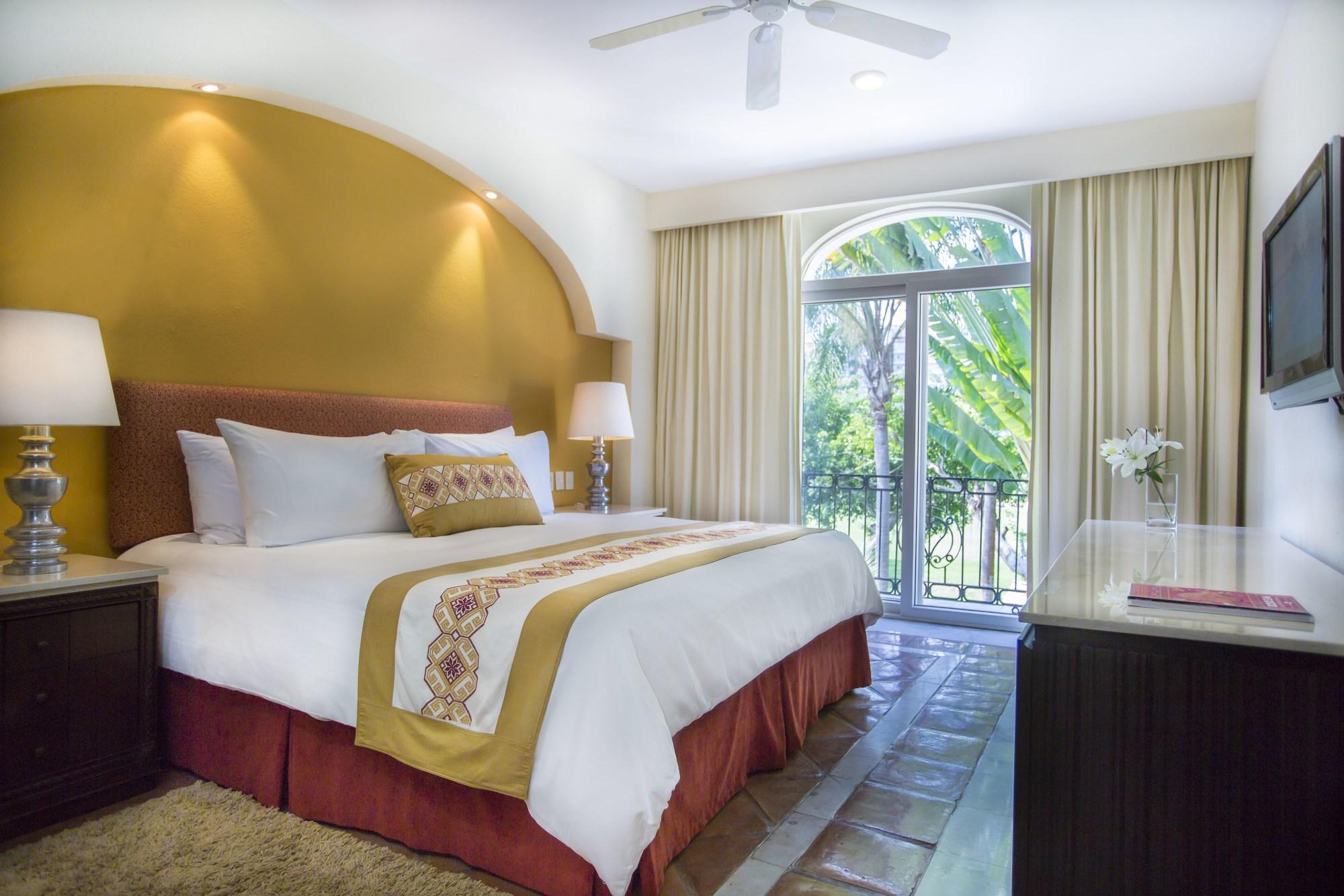 Master, Suite, Hot Tub