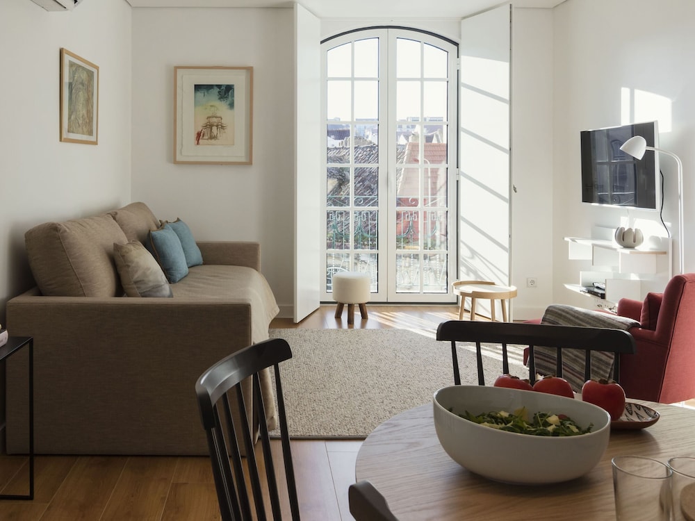 LISBON SERVICED APARTMENTS BAIXA CASTELO 44/74