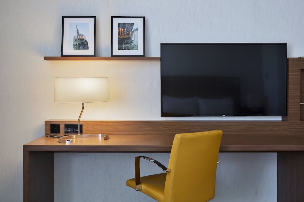 Courtyard by Marriott Wiesbaden-Nordenstadt 50/50