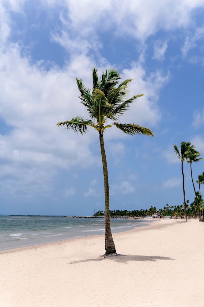 Jewel Palm Beach Resort Spa 43/48