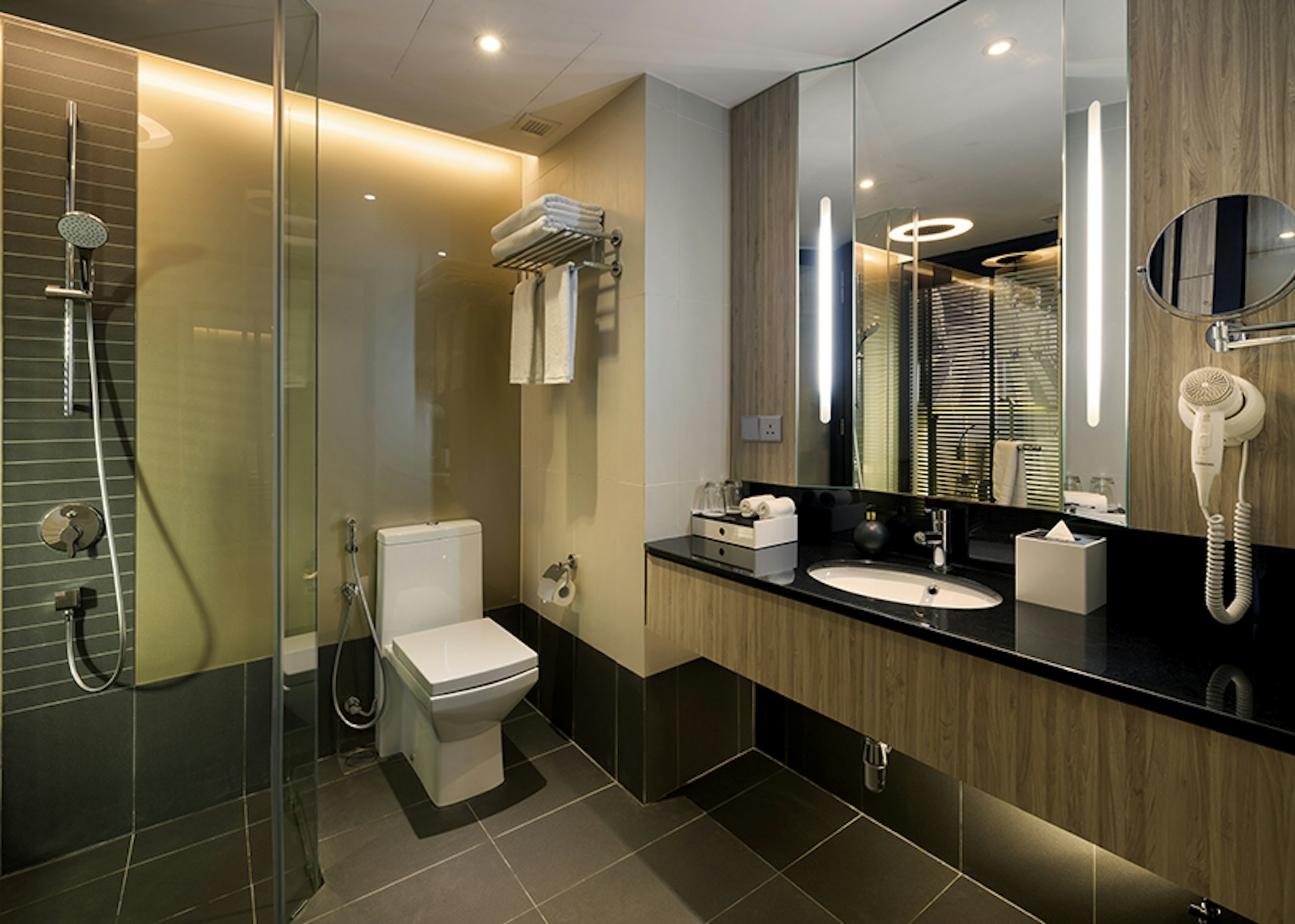 The Kuala Lumpur Journal Hotel 49/50