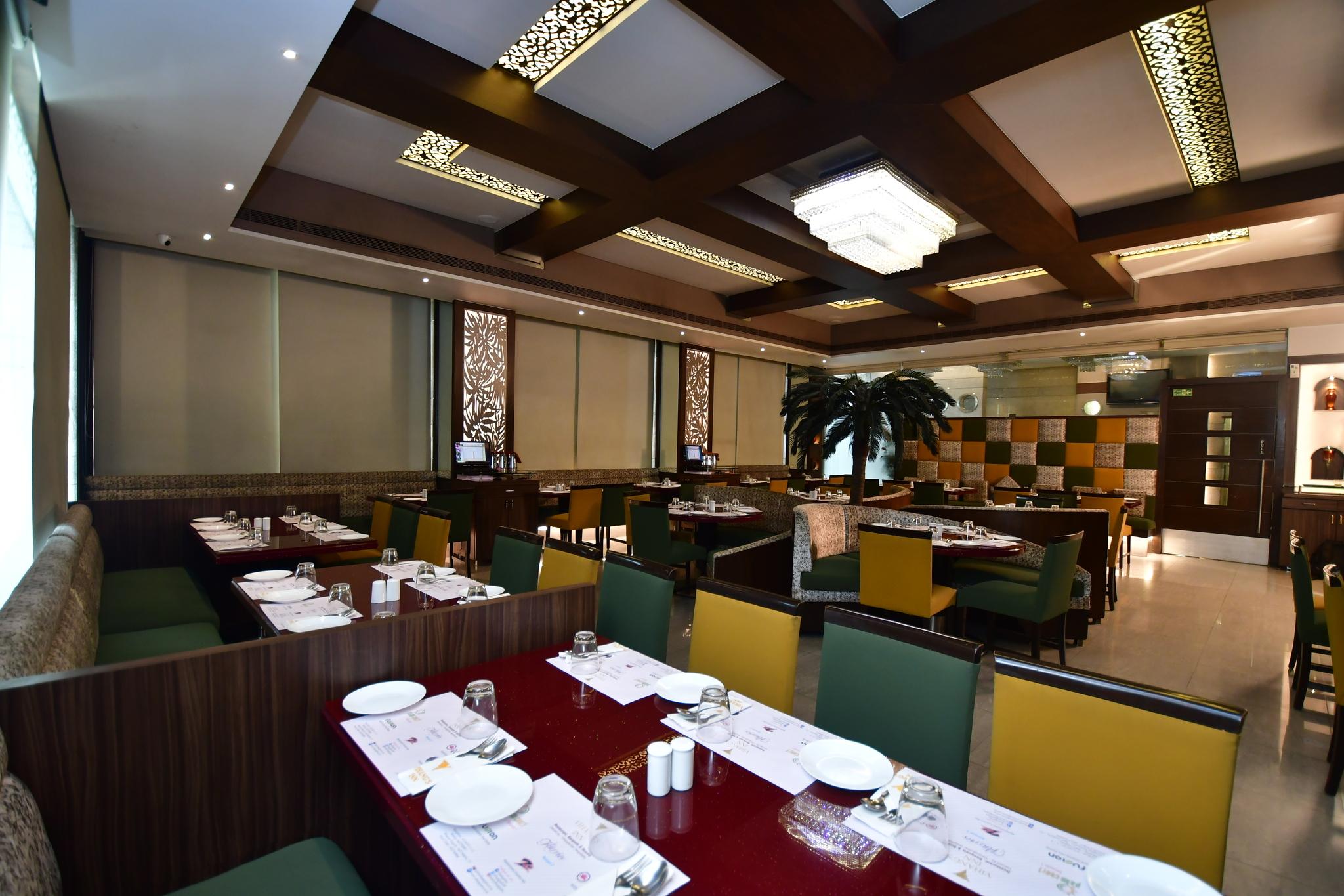 Hotel Vihang's Inn 15/22