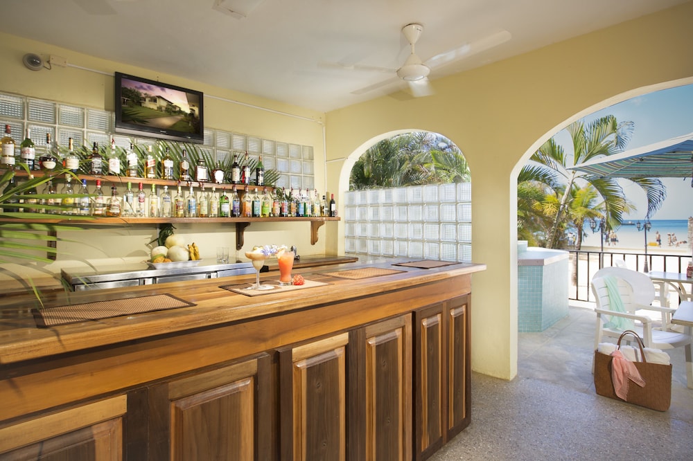 Rooms On The Beach Negril 19/26