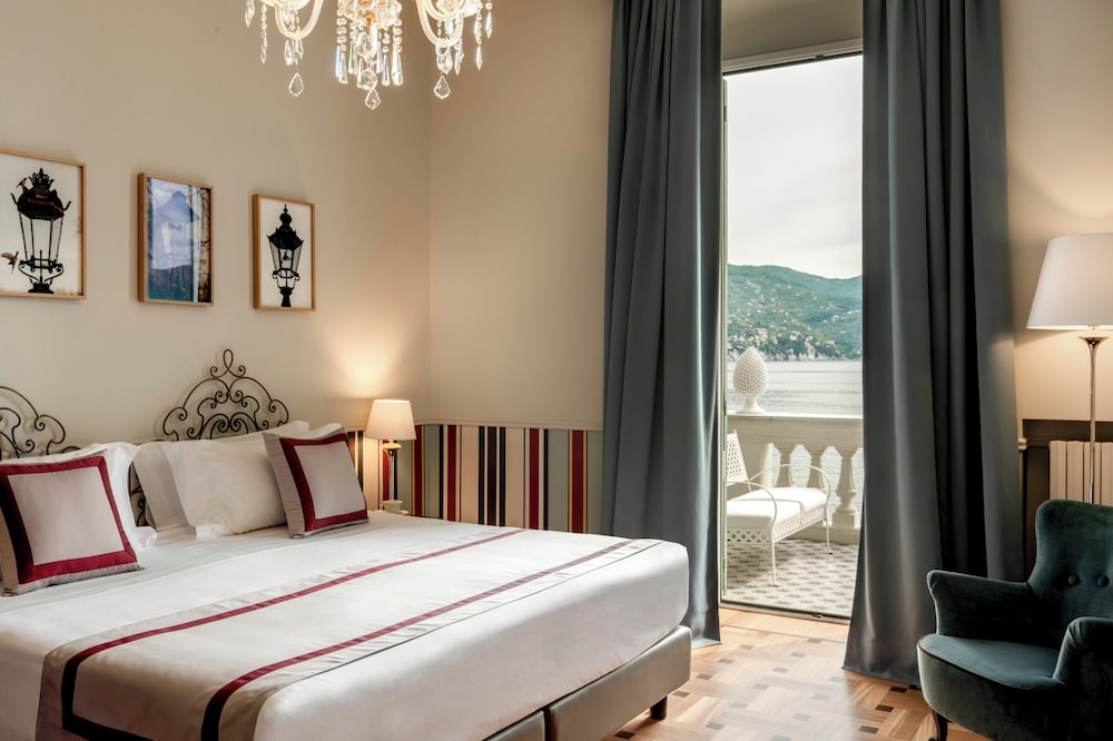 Signature, Riviera, Suite, King Bed