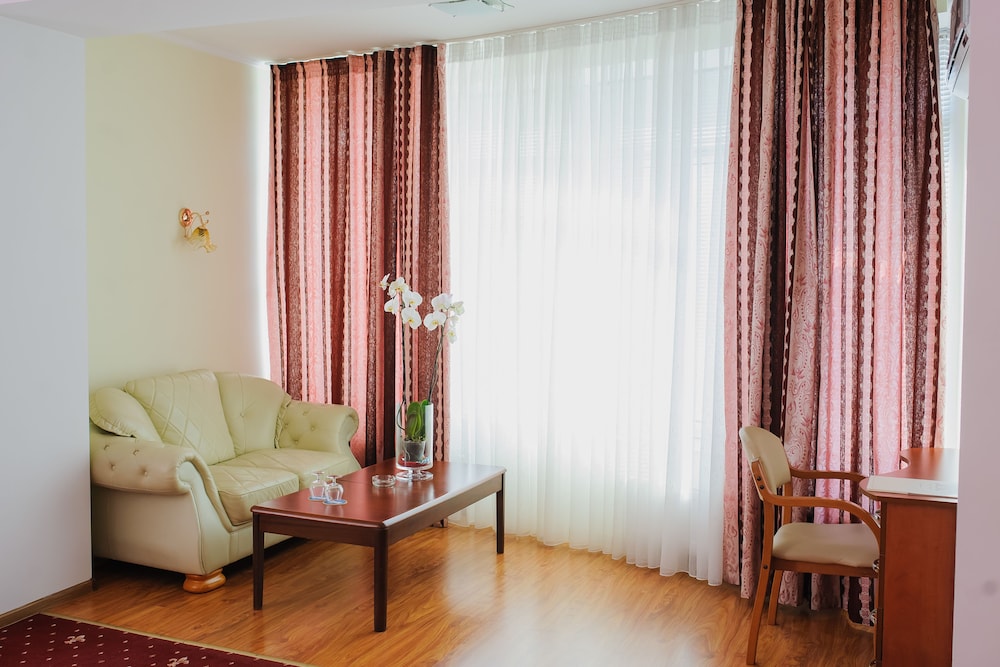 Villa Arus Hotel 40/63