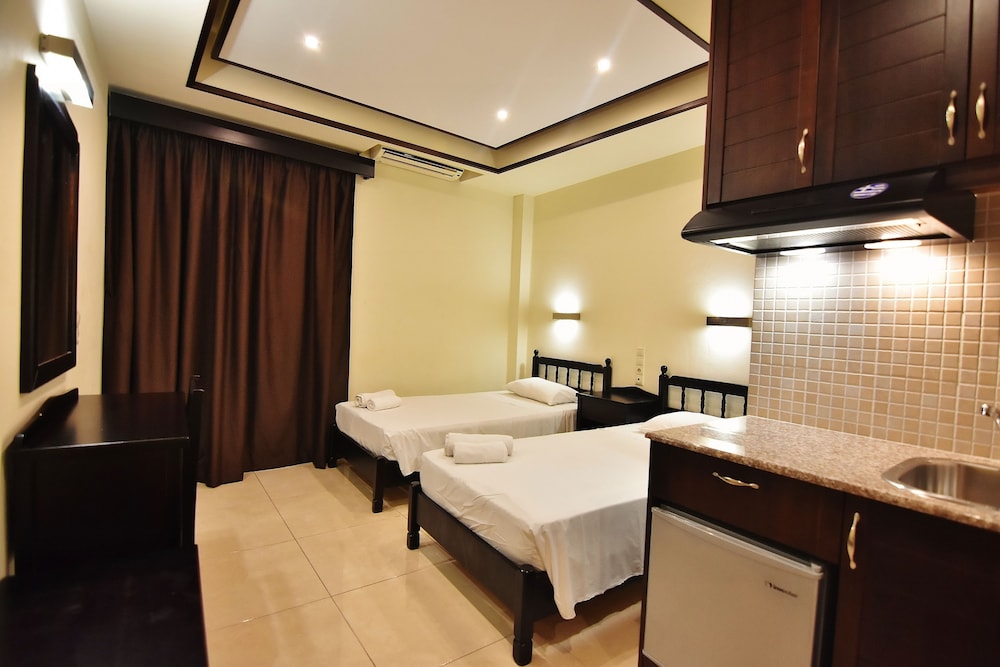 24 Seven Boutique Hotel 11/45