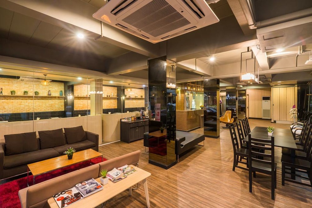 Ton Aor Place Hotel Ratchada 35/43