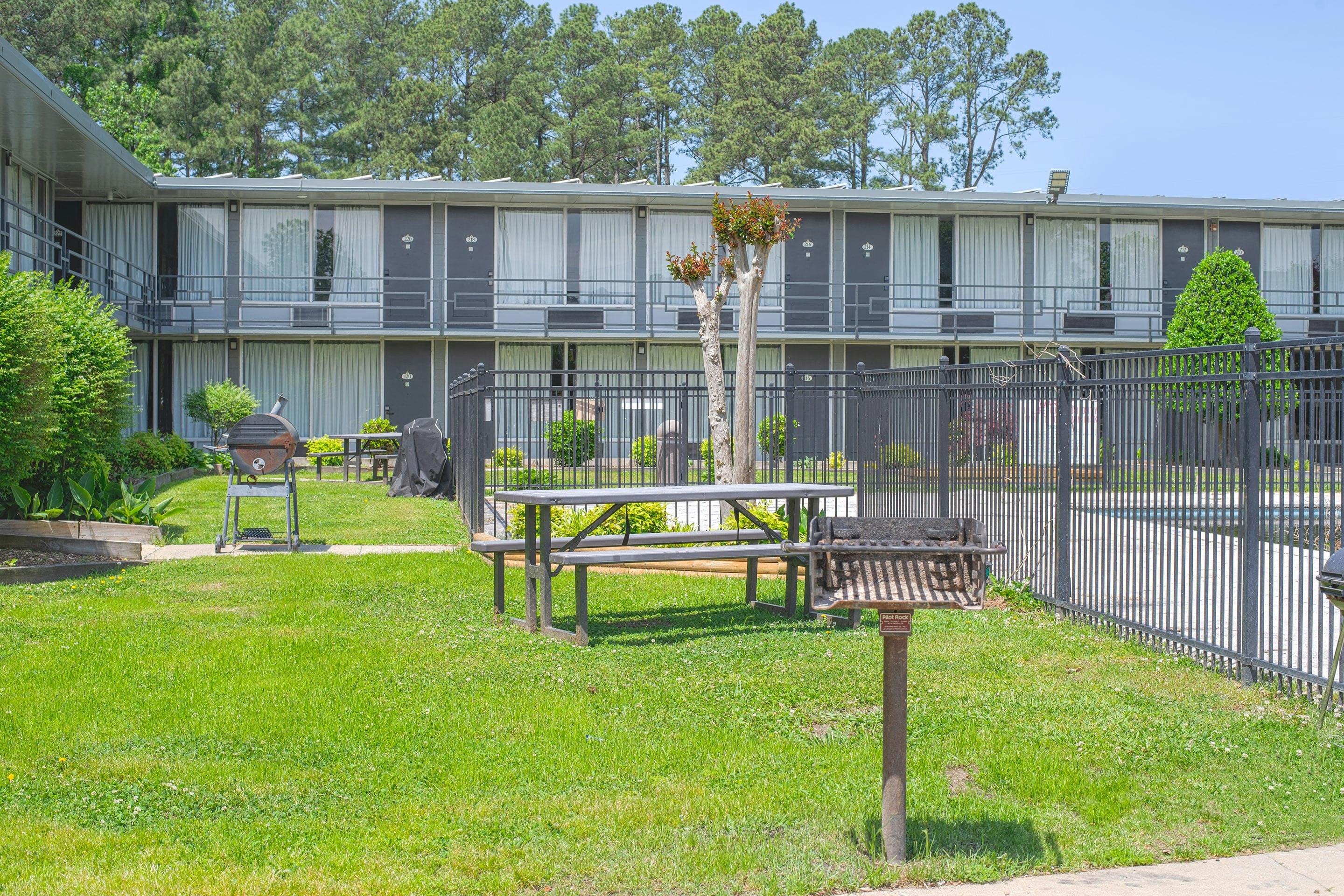 Masters Inn Selma/Smithfield I-95 By OYO 31/34