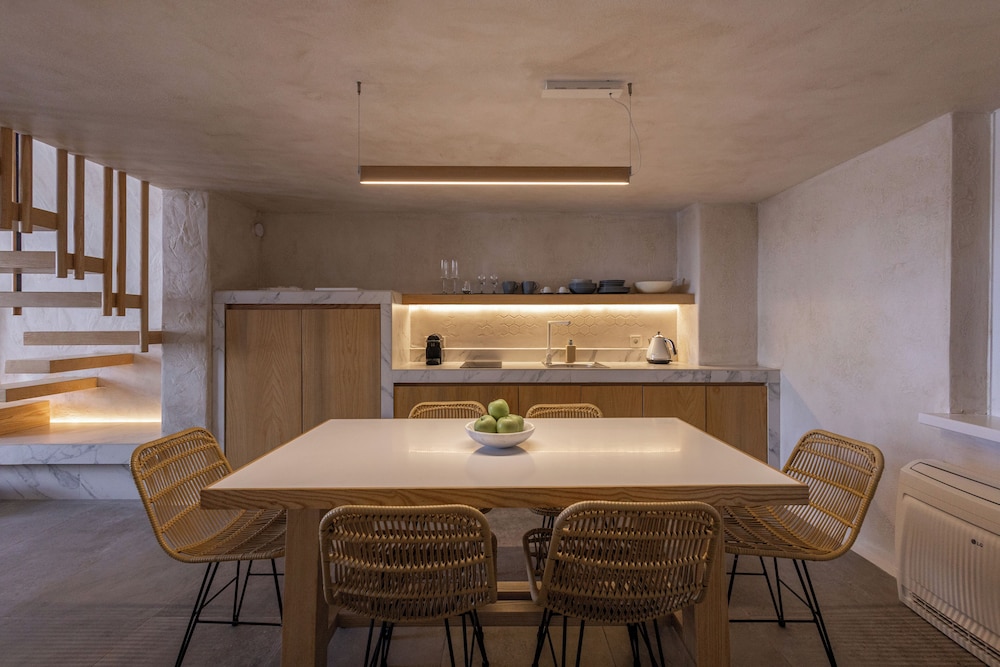 Santorini Soul Villas - Adults Only 34/48