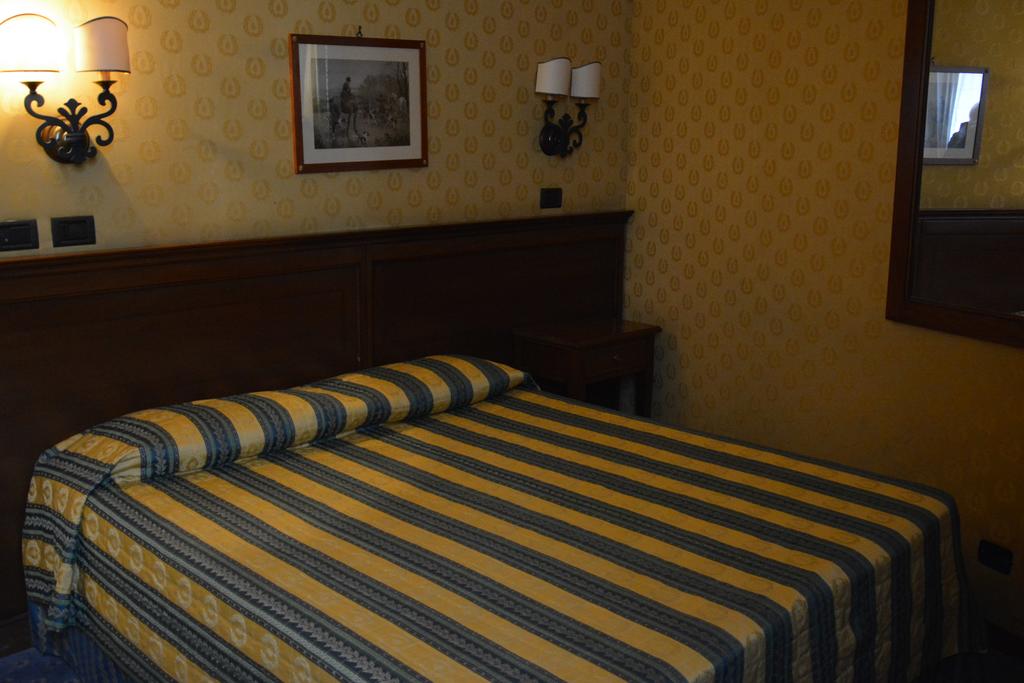 Hotel Coppede 16/25