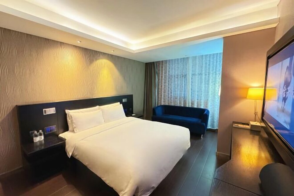 Orange Crystal Hotel (North the Bund East Daming Road) 18/59