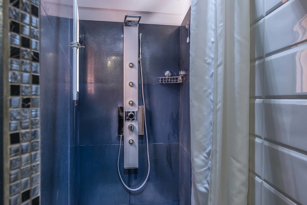 Trevi Rome Suite 19/50